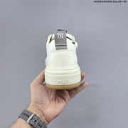 MLB New York Yankees Platform Sneakers in Off-White