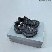 Balenciaga 6XL Extreme Laces Low-Top Sneakers