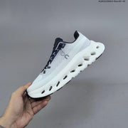 On Cloudtilt Sneakers White Navy
