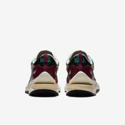 Nike sacai VaporWaffle Sneakers Burgundy DD3035-200