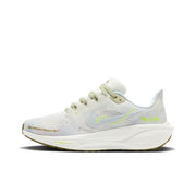 Nike Pegasus 41 Running Shoes White and Green HQ3465-143