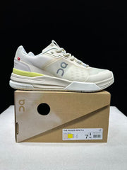 On The Roger Advantage Pro Tennis Sneakers Cream