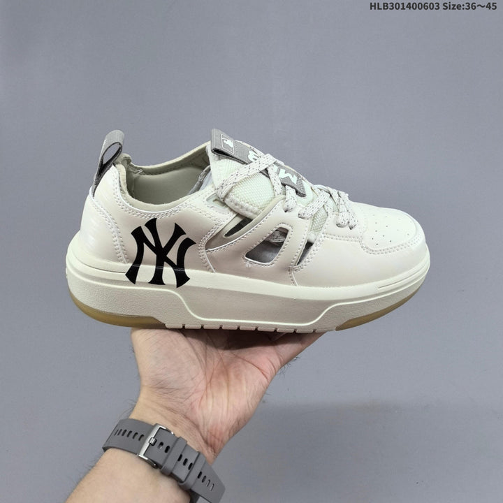 MLB New York Yankees Platform Sneakers in Off-White