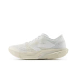 Nike MFCXLJ4 White Running Shoes