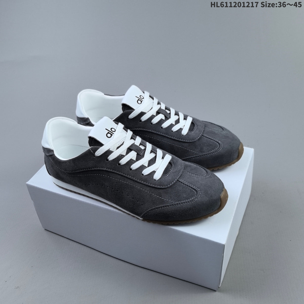 Alo Yoga Sunset Low-Top Suede Sneakers in Charcoal