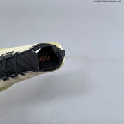 Norda 055 Trail Running Shoes in Cream and Black