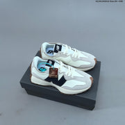 New Balance 327 Lifestyle Sneakers in Mixed Colors