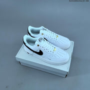 Nike Air Force 1 ’07 Low-Top Sneakers