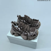 GG-CC G25X8557B Chunky Lace-Up Sneakers