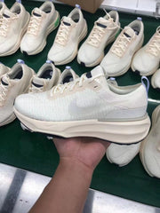 Nike ZoomX Invincible Run 3 Running Shoes, Sand